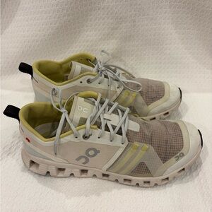 On Cloud X Shift Helion Women’s Running Shoes Size 8.5 White Yellow Swiss